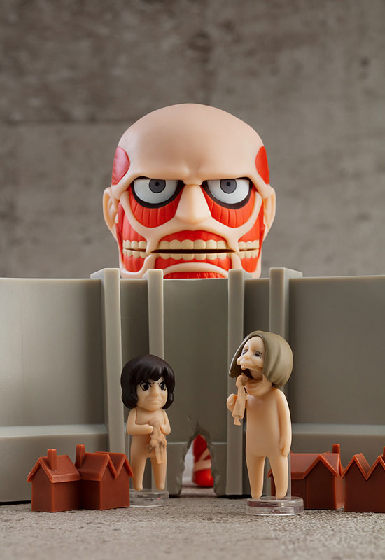 Attack on Titan Figure: Colossal Titan Renewal Set (Nendoroid)