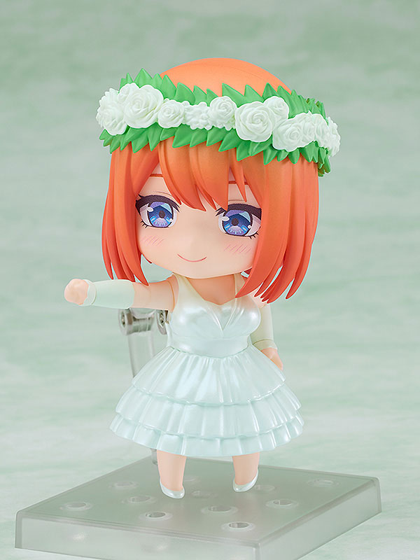 The Quintessential Quintuplets Figures: Yotsuba Nakano Wedding Dress Ver. (Nendoroid)