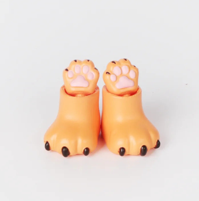 Outdoor Clothes: Cat Shoes and Hands (Nendoriod Doll)